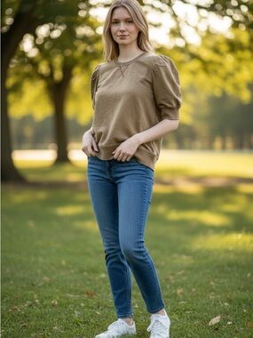 Jane and Delancey Puff-Sleeve Top in Olive